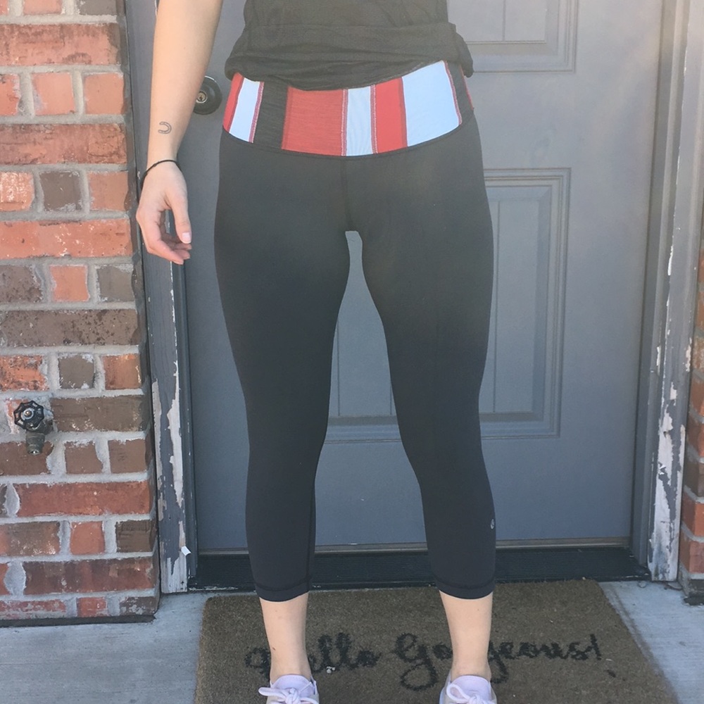 Reversible lululemon crops